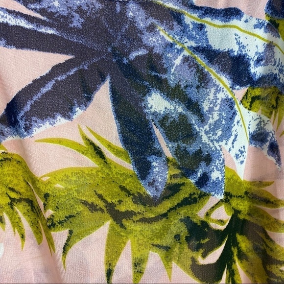 Chelsea Pink Leaf Swimming Top/Cover Up La… - Picture 4 of 7